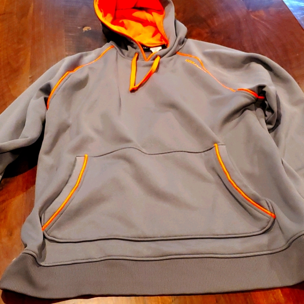 mens under armour sweatshirt